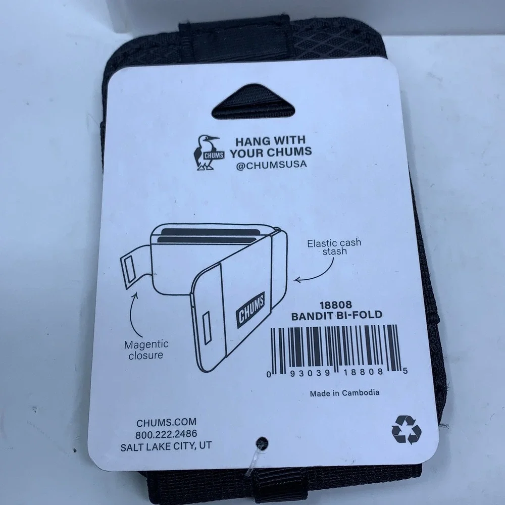 Chums Unisex OS Black Bandit Bi-Fold RFID ID Window Wallet 18808 NWT